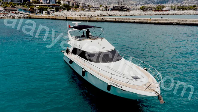Esperanza yacht photo