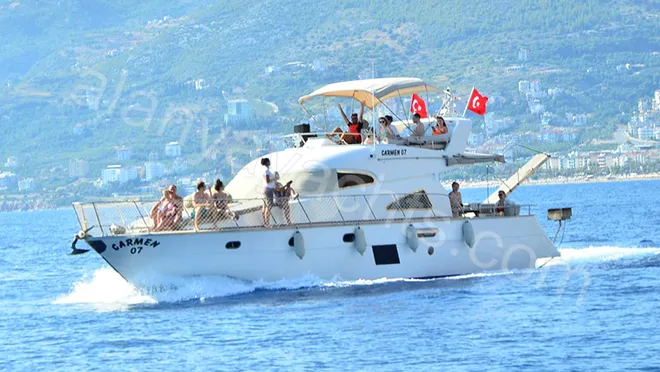 Carmen 007 yacht photo
